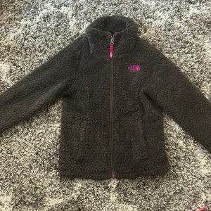 NORTH FACE JACKET! Size (small girls)